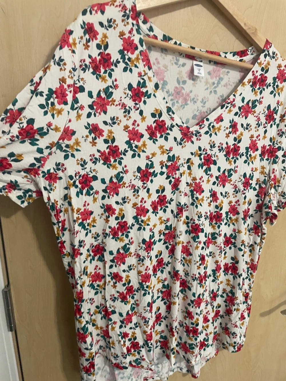 Old Navy Floral Cream V-Neck Luxe Hi Low Tunic Tee XL - Picture 5 of 6